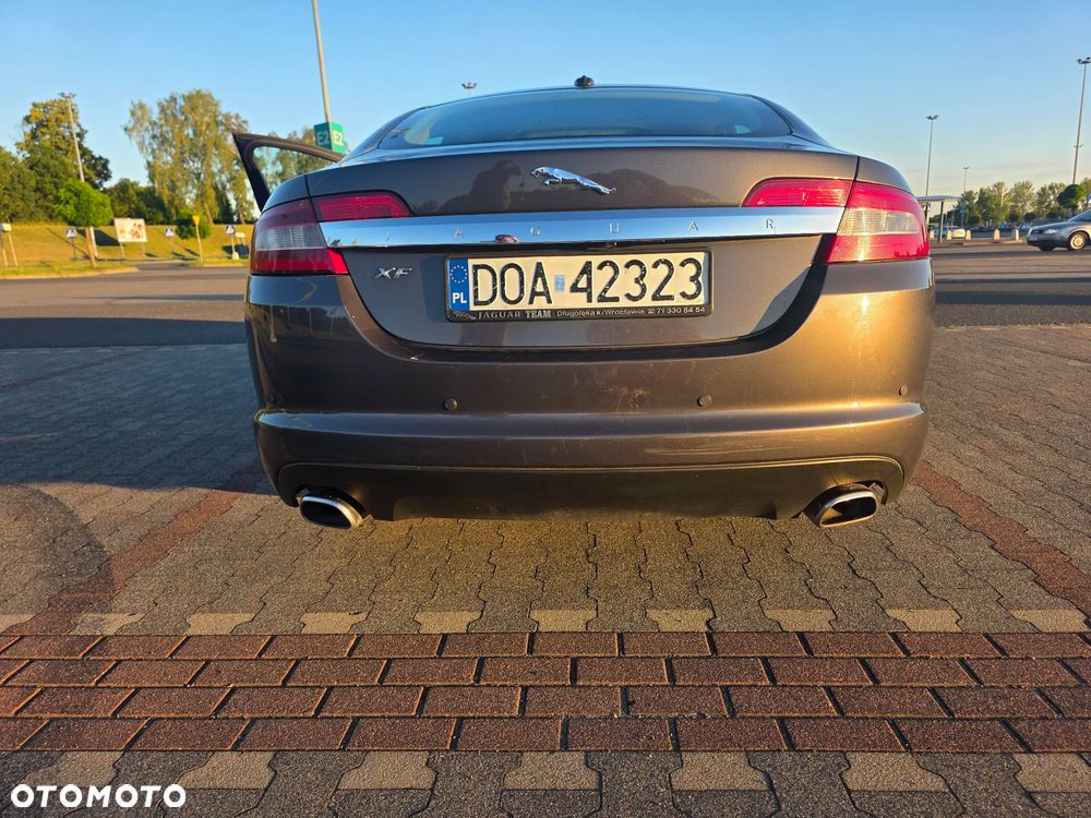 Jaguar XF 3.0 V6 D Premium Luxury - 13