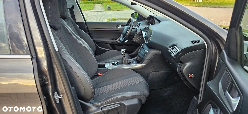 Peugeot 308 BlueHDi 130 Stop & Start Allure - 8