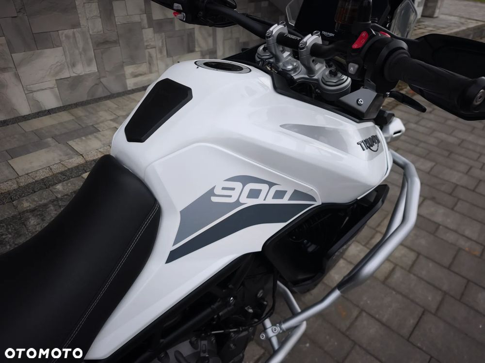 Triumph Tiger - 8