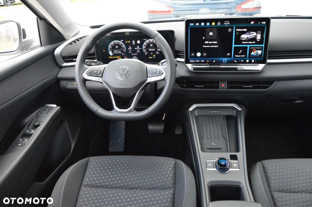 Volkswagen T-Roc - 14