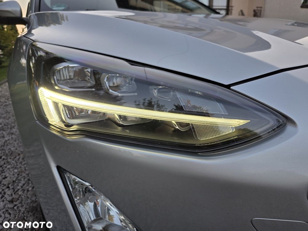 Ford Focus 1.5 EcoBlue Start-Stopp-System COOL&CONNECT DESIGN - 36
