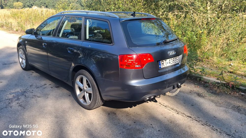 Audi A4 Avant - 4