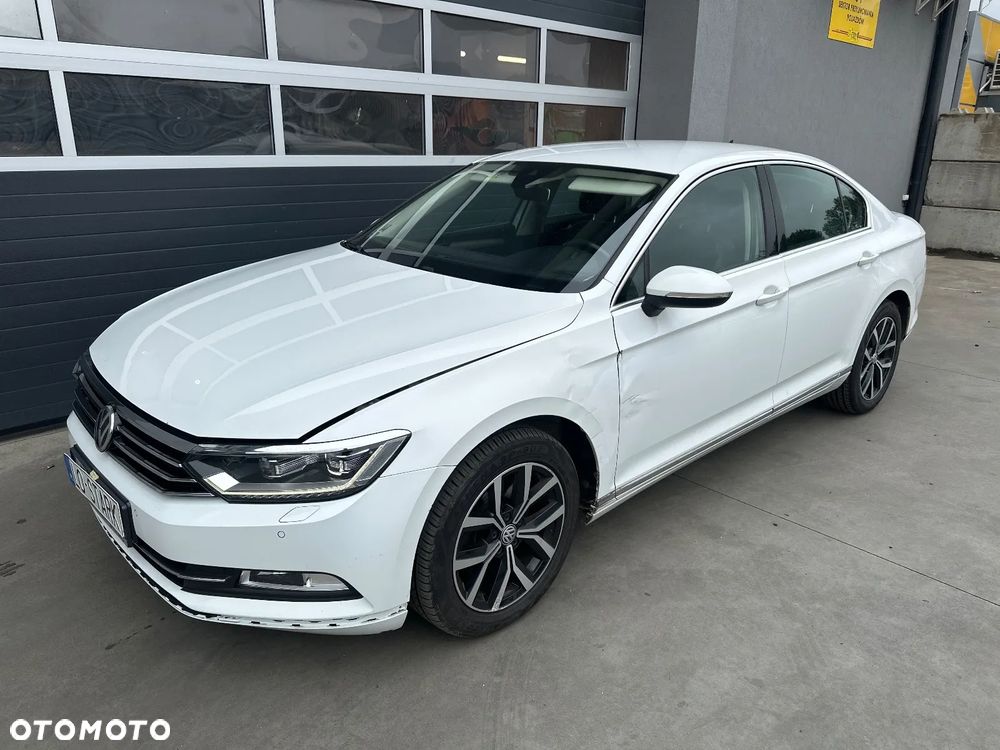 Volkswagen Passat 1.8 TSI BMT Highline - 9
