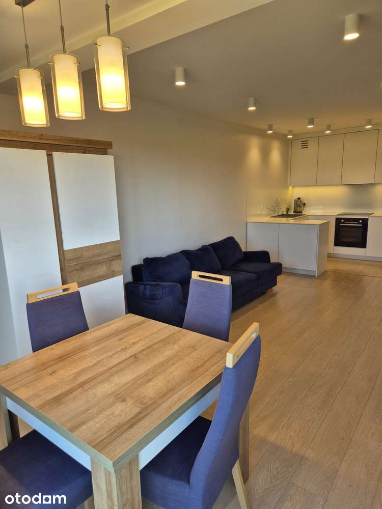 Wynajem 2-pokojowego apartamentowca w bloku 8 Dębów na Tymienieckiego