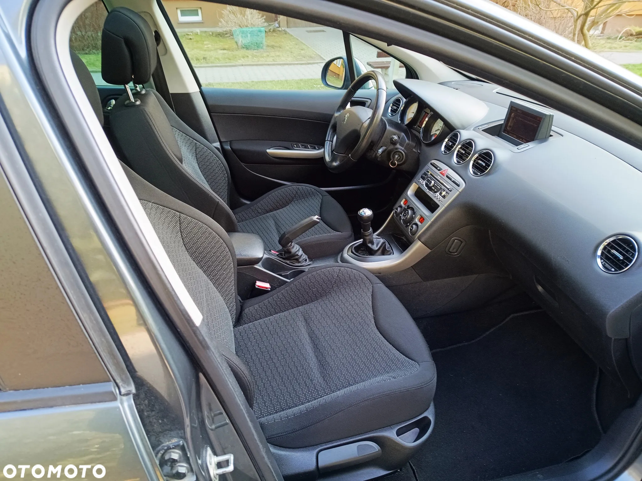 Peugeot 308 1.6 Premium Plus - 19
