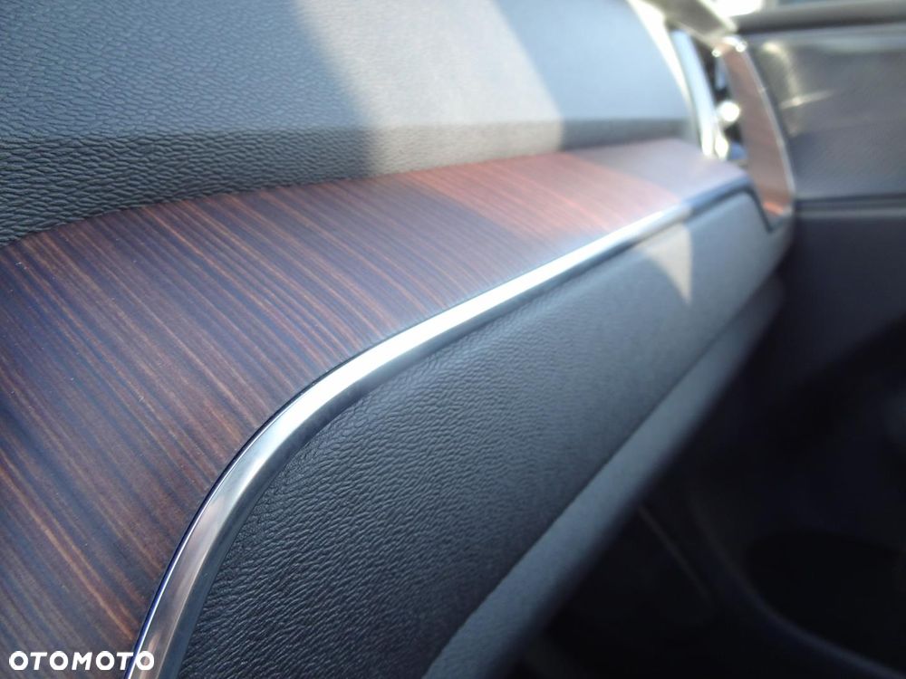 Volvo XC 60 B5 B AWD Geartronic RDesign - 34