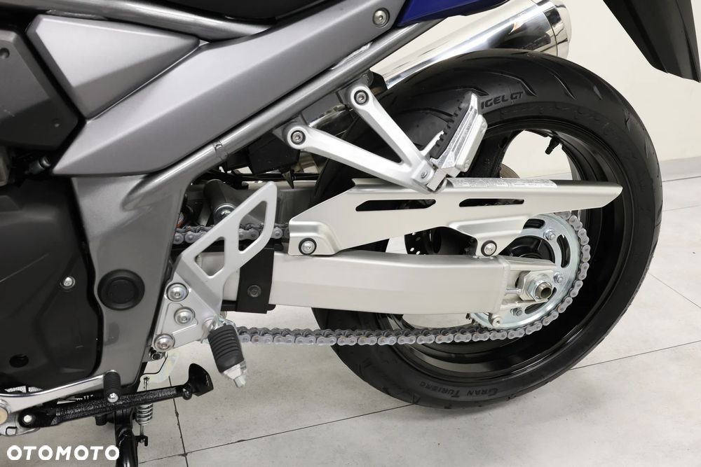 Suzuki GSX - 40