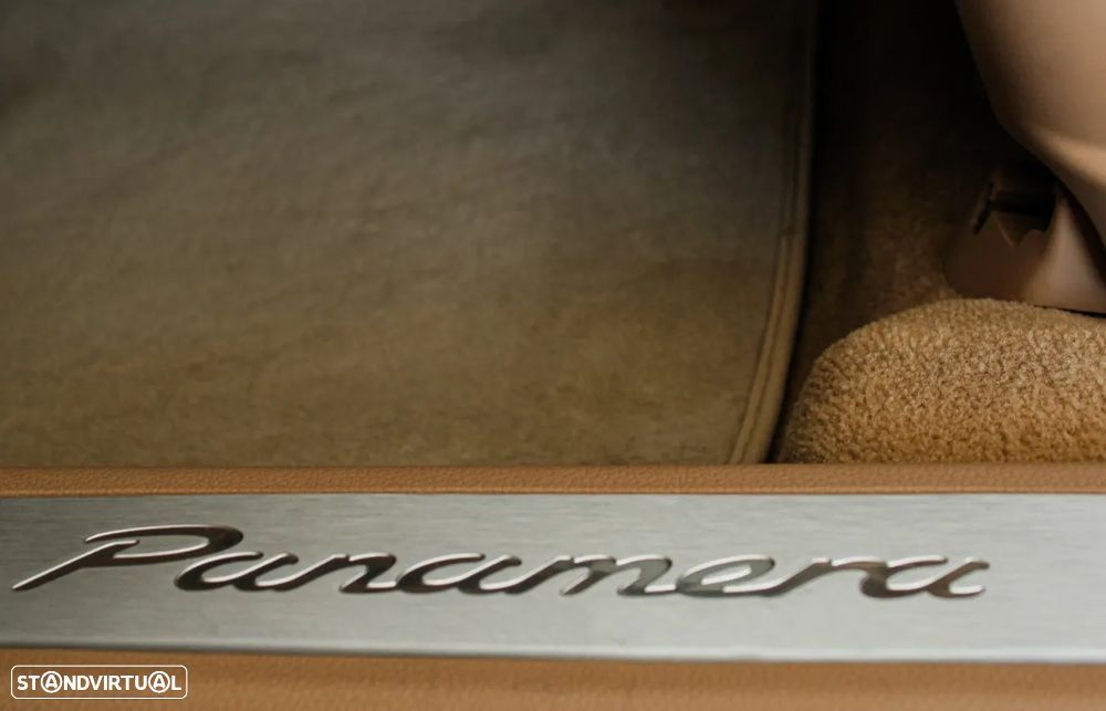 Porsche Panamera Standard - 8