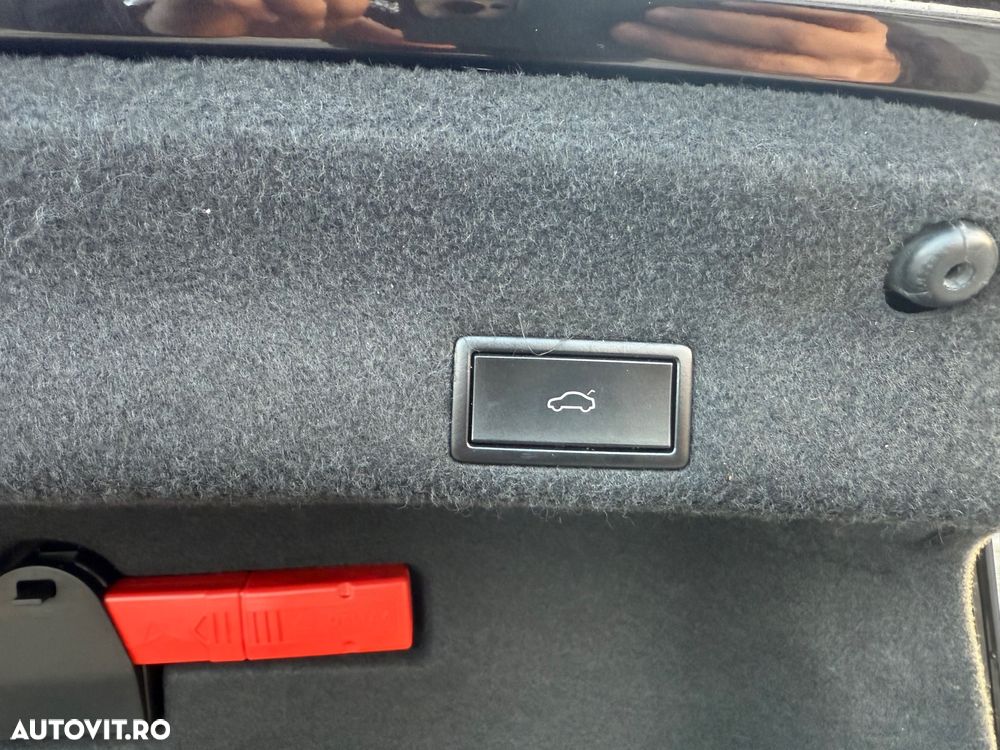 Volkswagen Passat 2.0 TDI SCR DSG Business - 40