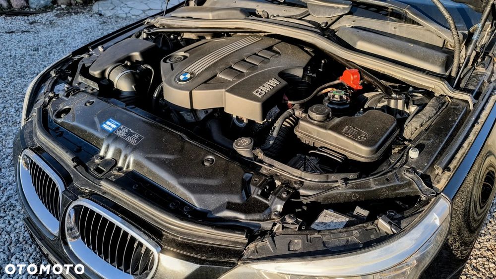 BMW Seria 5 520d - 15