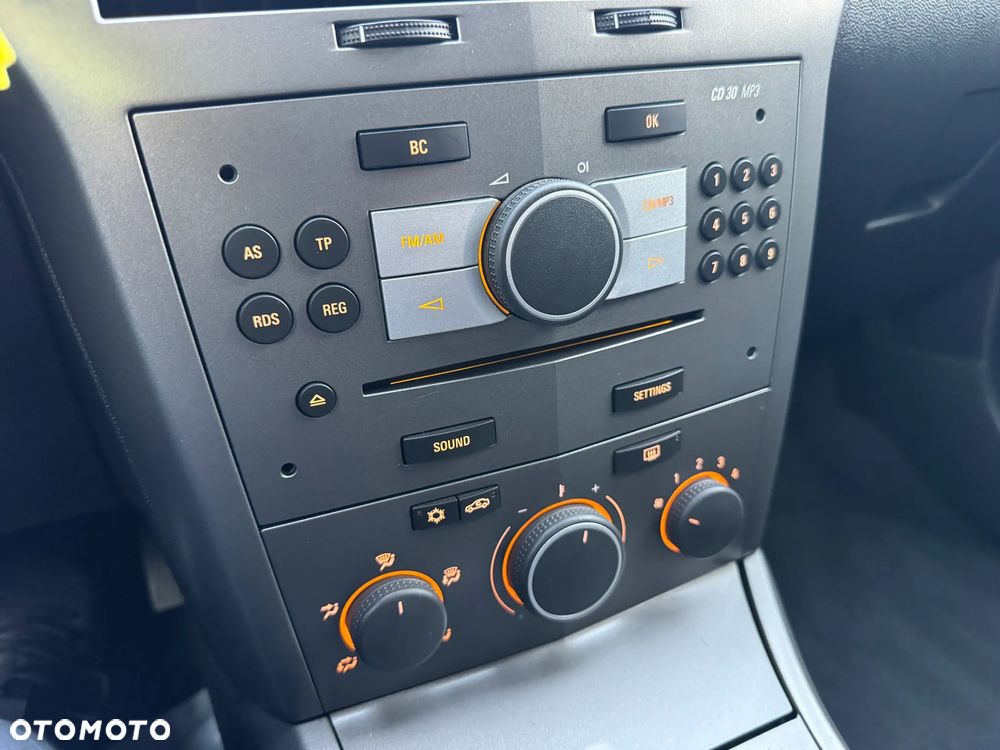 Opel Astra 1.6 Edition - 23