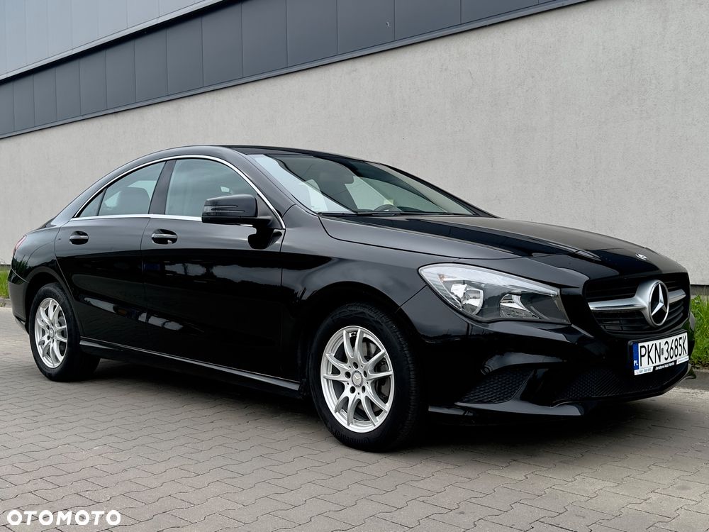 Mercedes-Benz CLA 180 Urban - 8