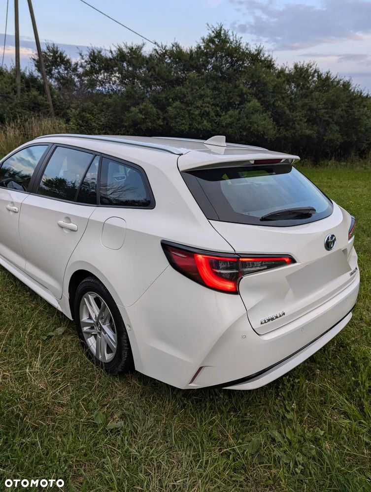 Toyota Corolla 1.8 Hybrid Comfort - 3