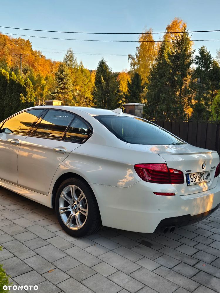 BMW Seria 5 528i xDrive - 8