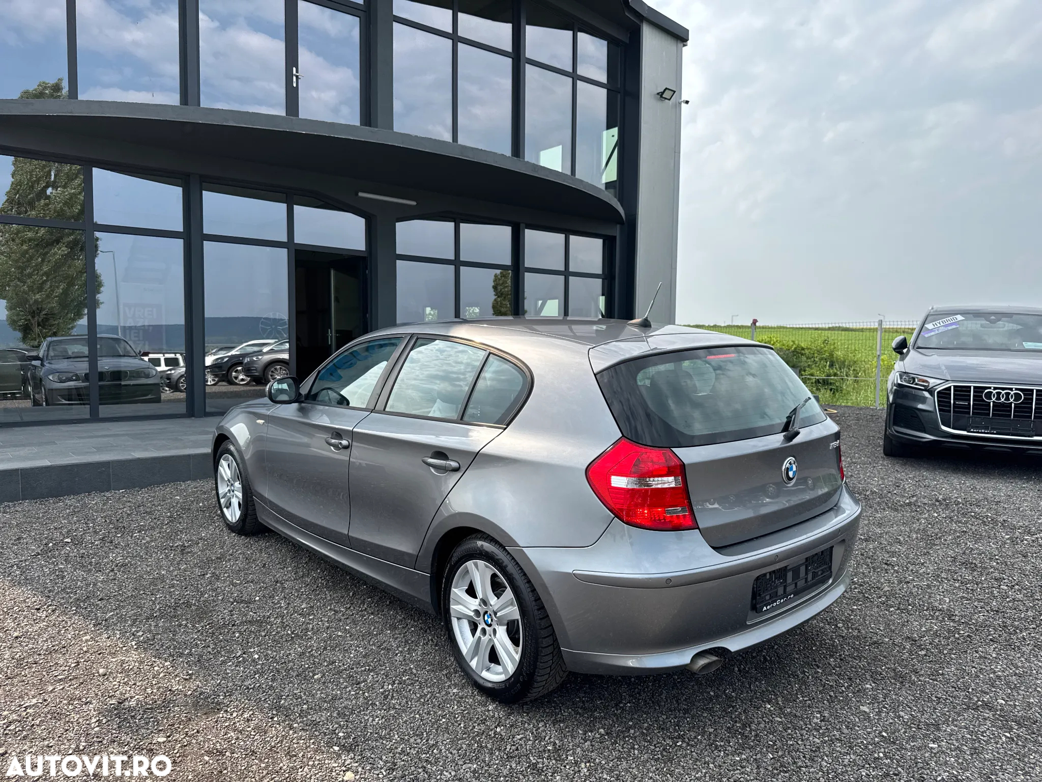 BMW Seria 1 116d - 10