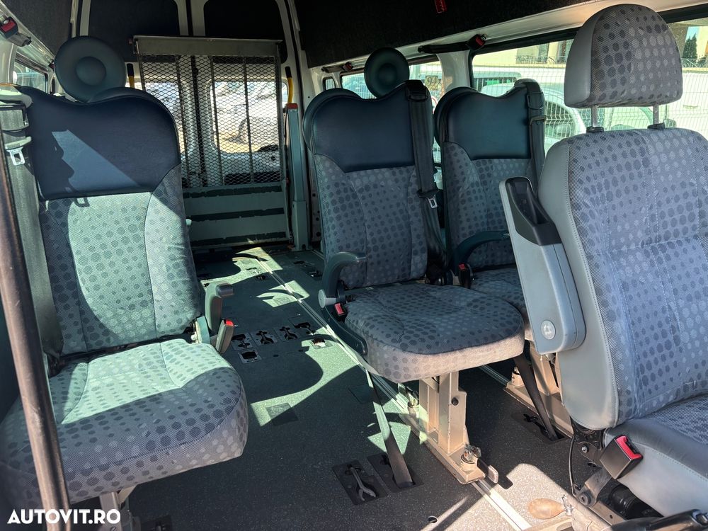 Ford Transit - 10
