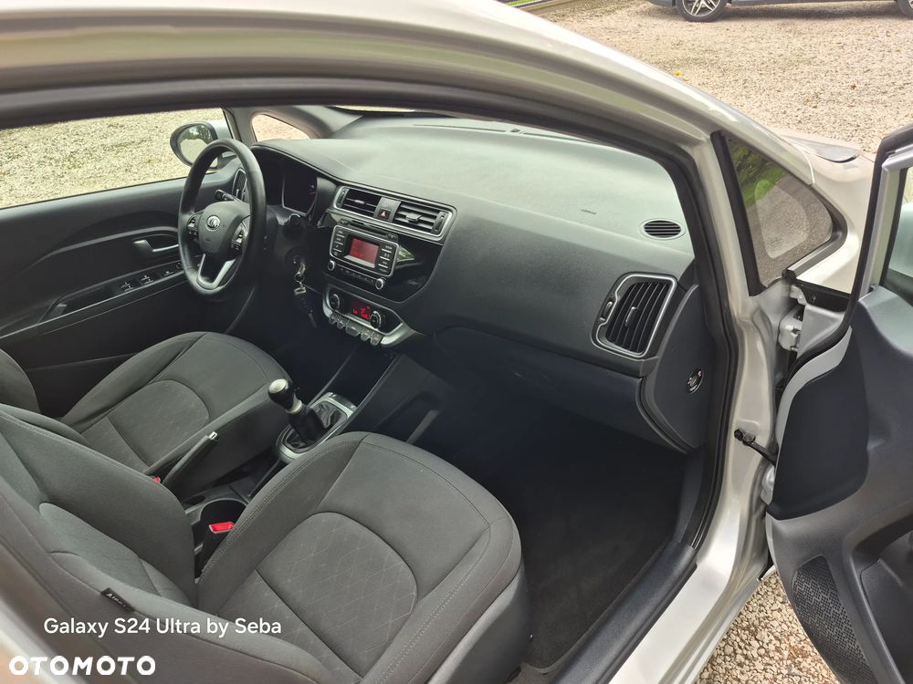 Kia Rio 1.2 Dream-Team Edition - 25