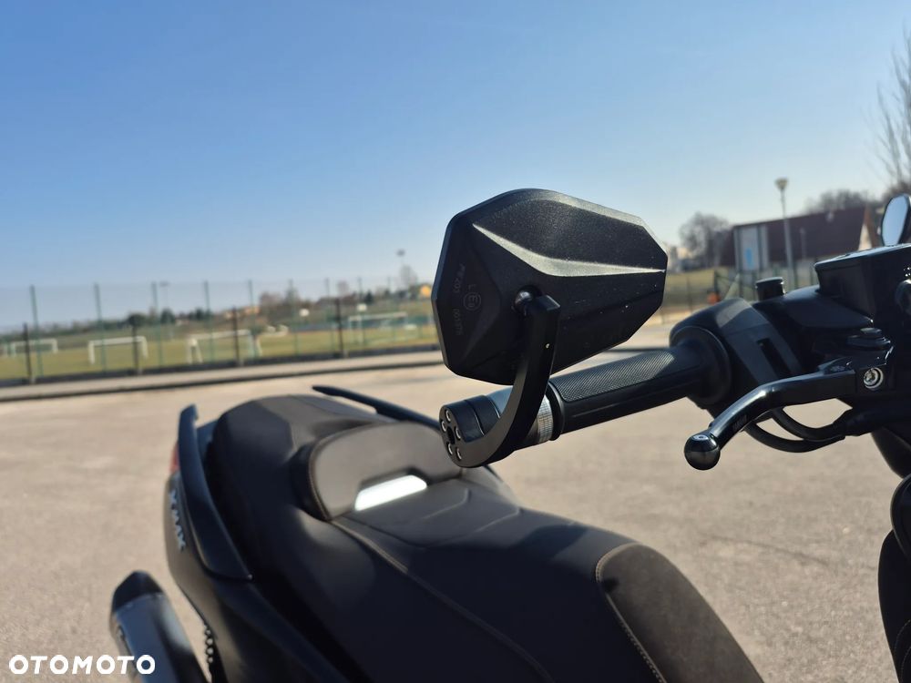 Yamaha X-max - 11