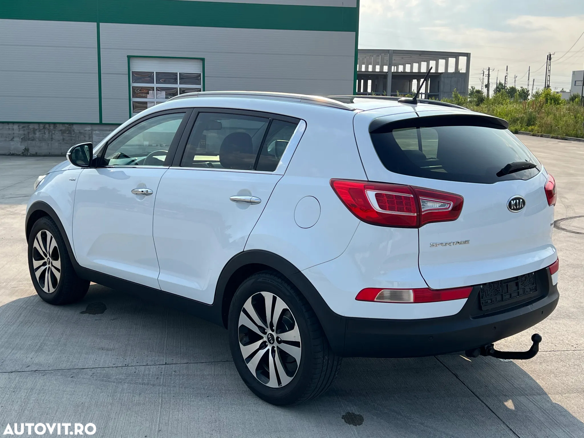 Kia Sportage 2.0 CRDI AWD VISION - 9