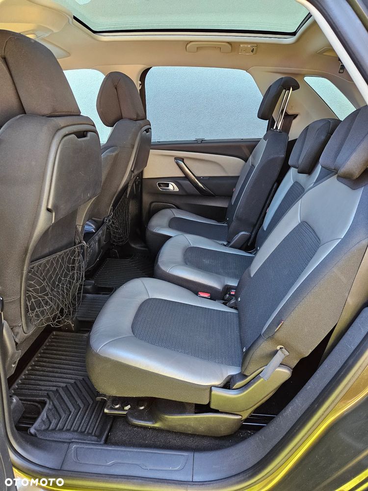 Citroën C4 Picasso 1.6 e-HDi Exclusive - 20