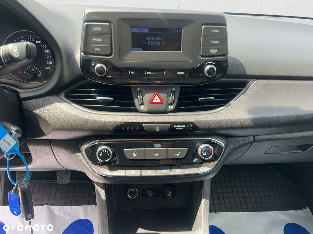 Hyundai i30 - 19