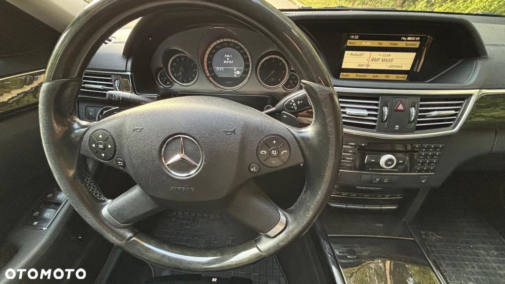 Mercedes-Benz Klasa E - 14
