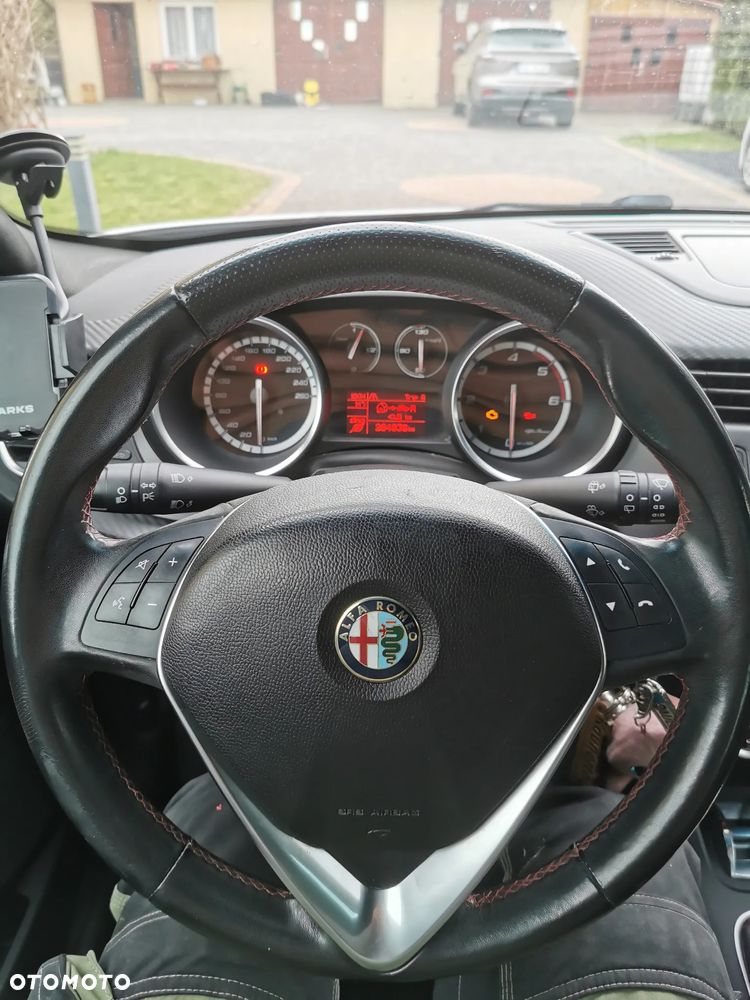 Alfa Romeo Giulietta - 8