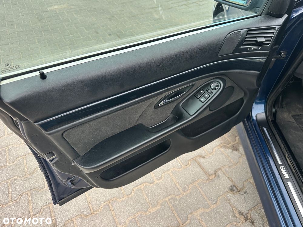 BMW Seria 5 - 27