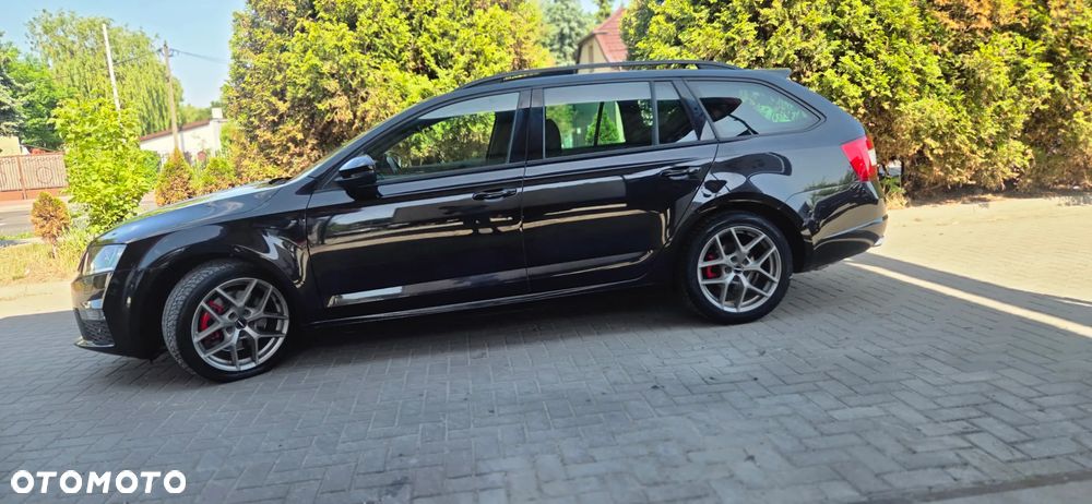 Skoda Octavia 2.0 TDI 4x4 DSG RS - 17