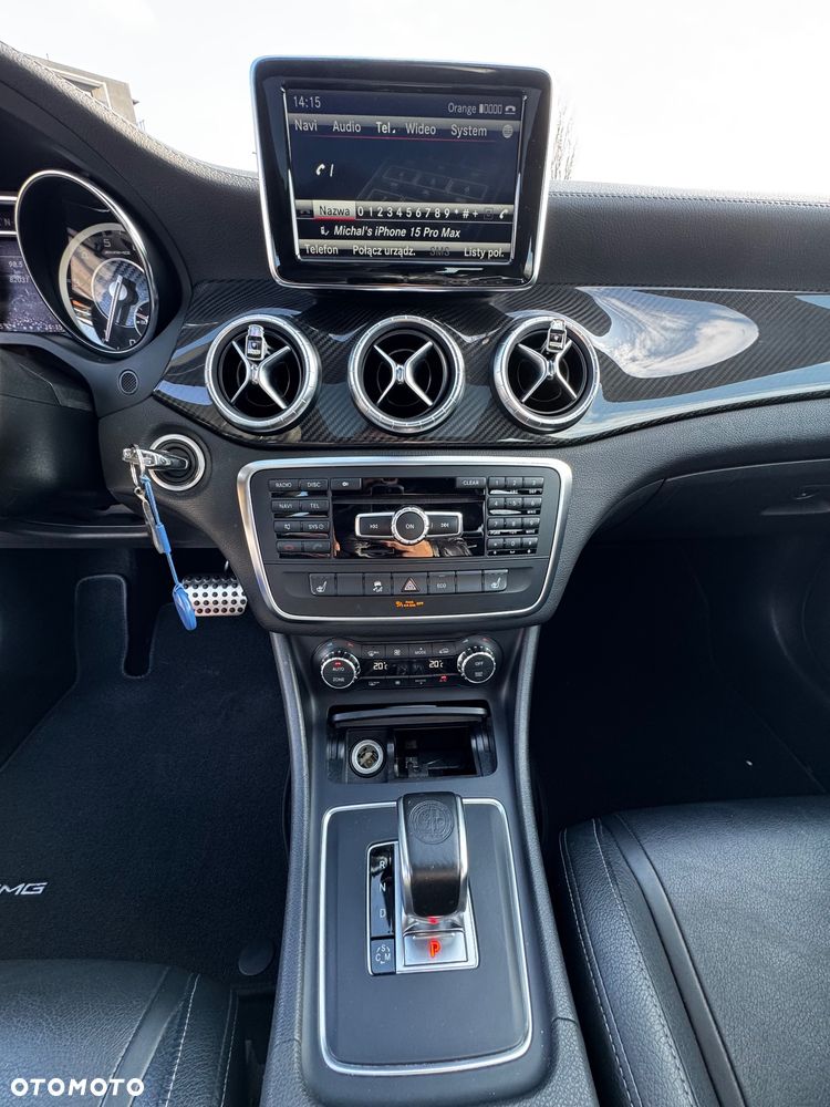Mercedes-Benz CLA 45 AMG 4Matic 7G-DCT - 13