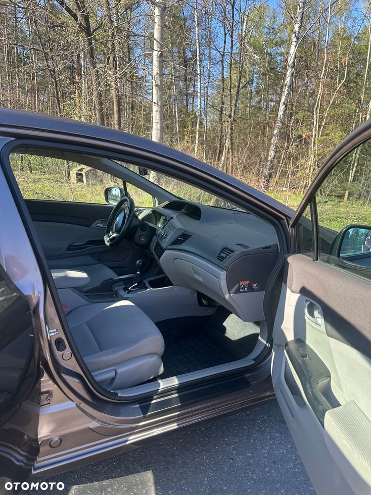 Honda Civic 1.8 Comfort - 9