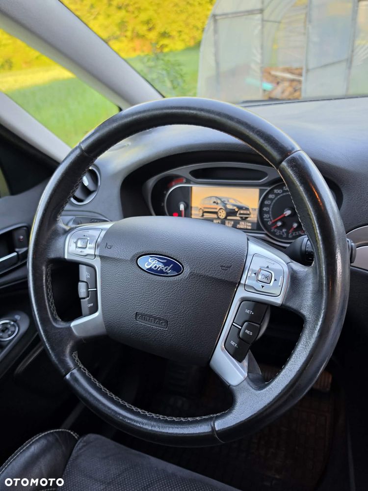 Ford S-Max 2.0 TDCi Titanium - 4