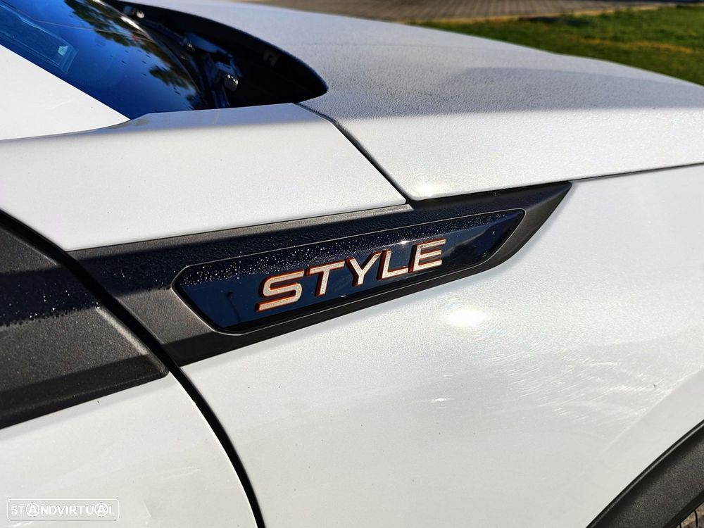 Peugeot 2008 1.2 PureTech Style - 11