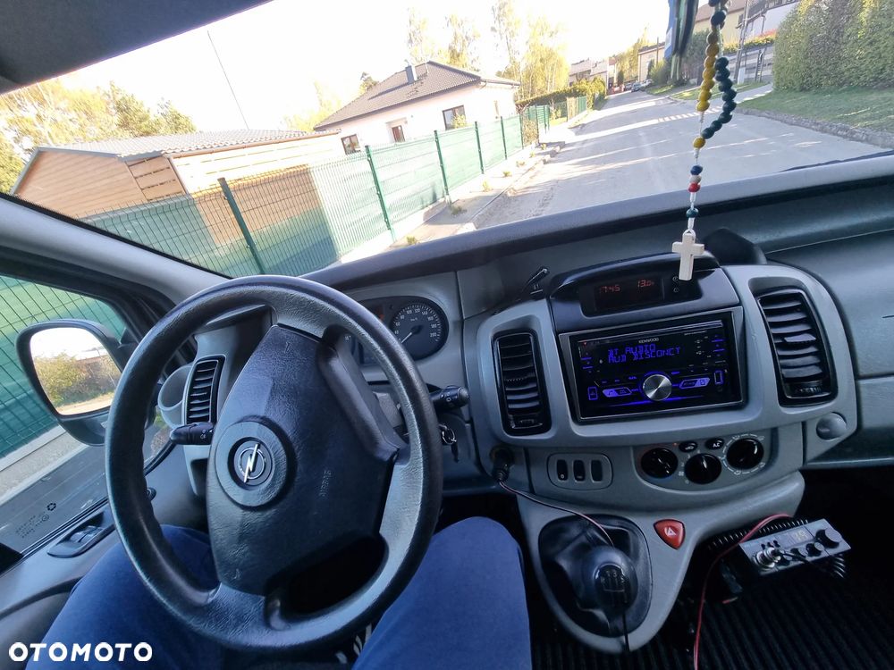 Opel Vivaro Tour - 33