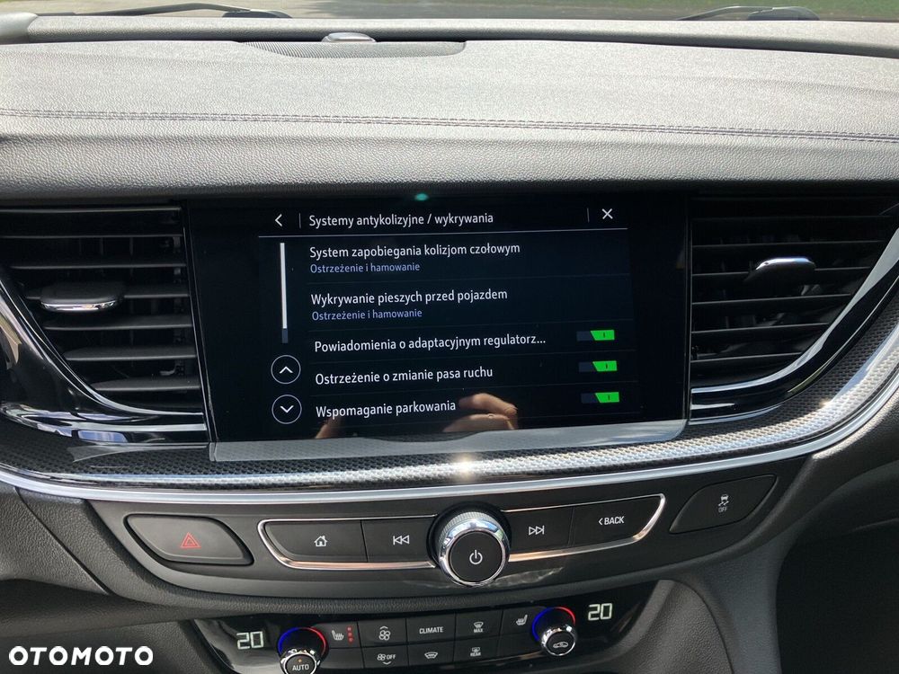 Opel Insignia - 15