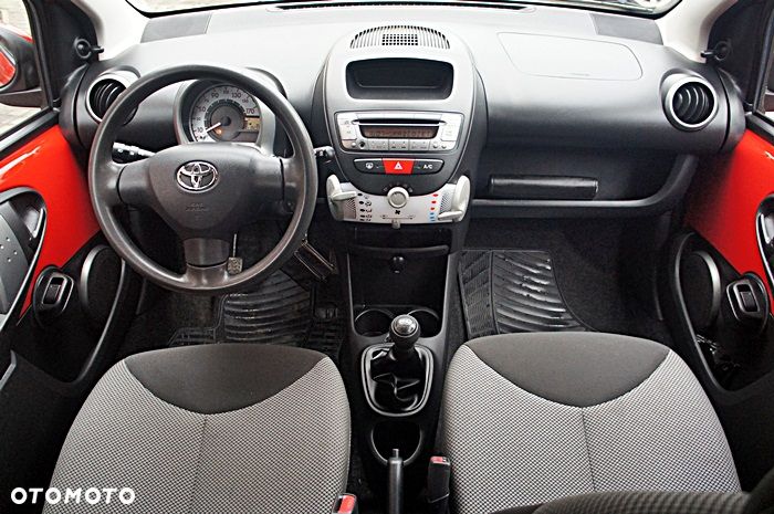 Toyota Aygo CoolRed - 5