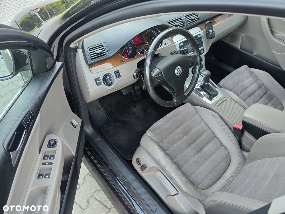 Volkswagen Passat 1.8 TSI Highline Tiptr - 12