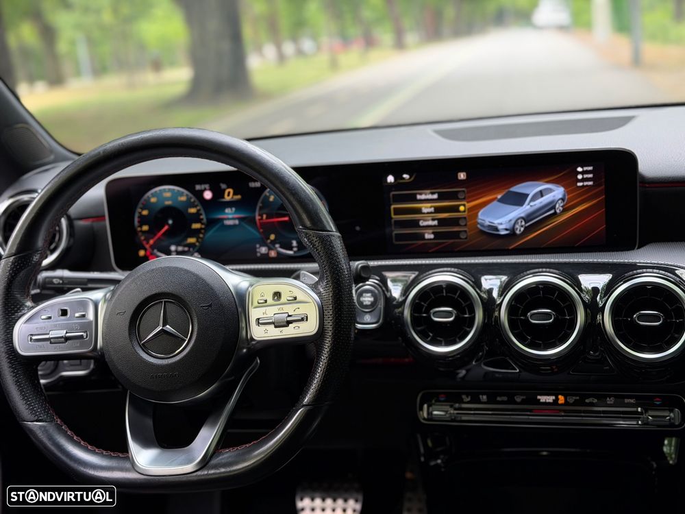 Mercedes-Benz A 180 d 7G-DCT AMG Line - 16