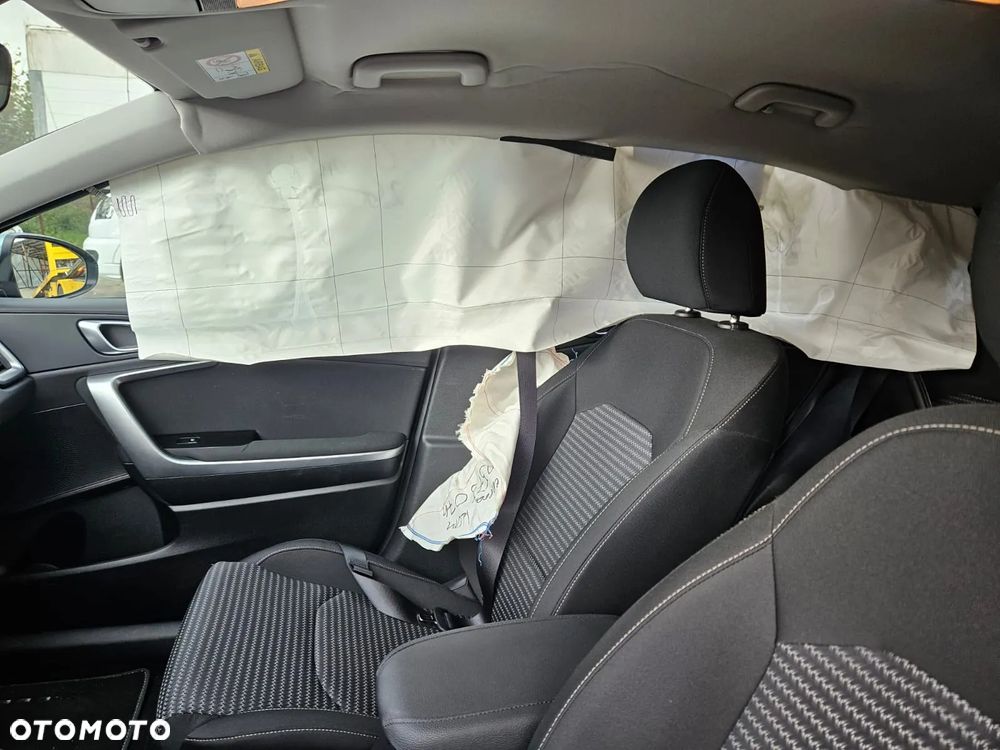 Kia XCeed 1.5 T-GDI M DCT - 6