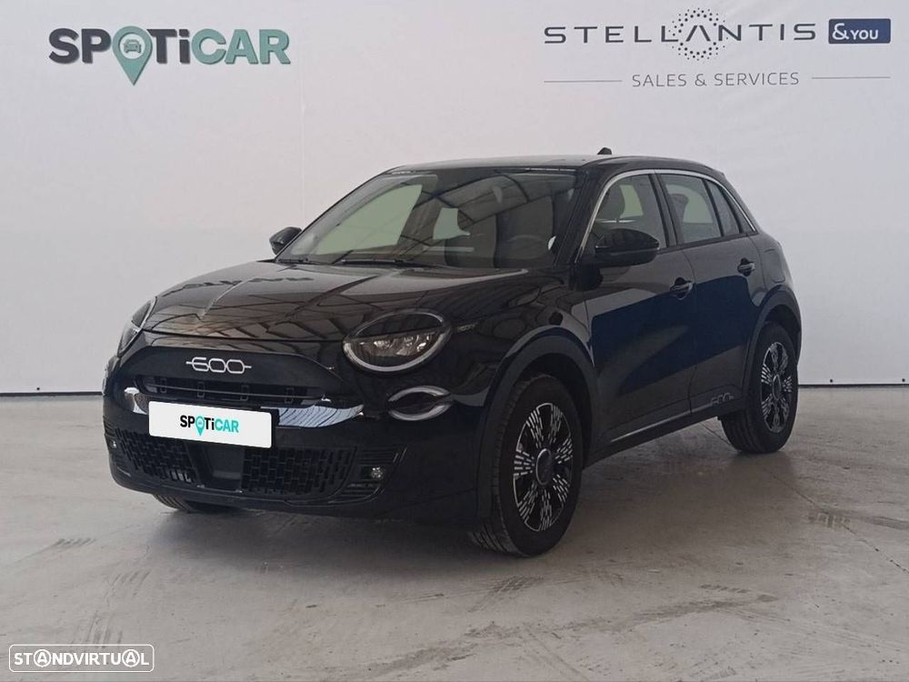 Fiat 600 1.2 Hybrid Icon - 1