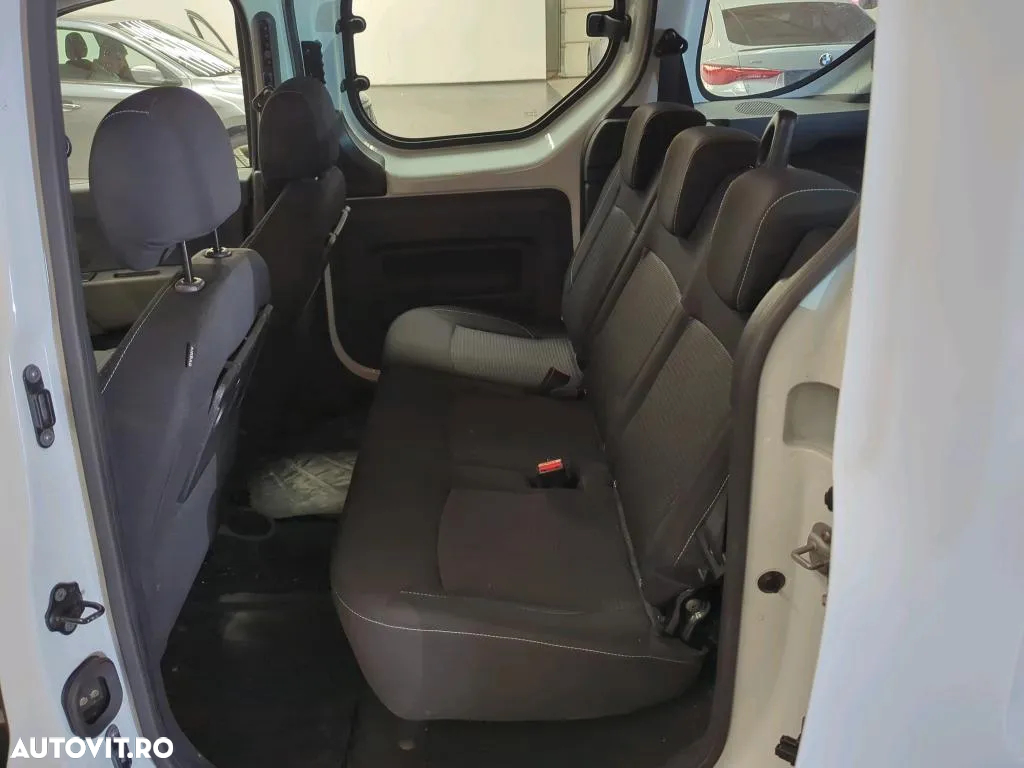 Dacia Dokker 1.5 Blue dCi Laureate - 6