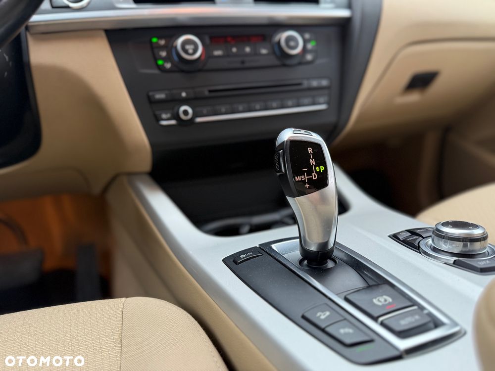 BMW X3 xDrive20d - 14