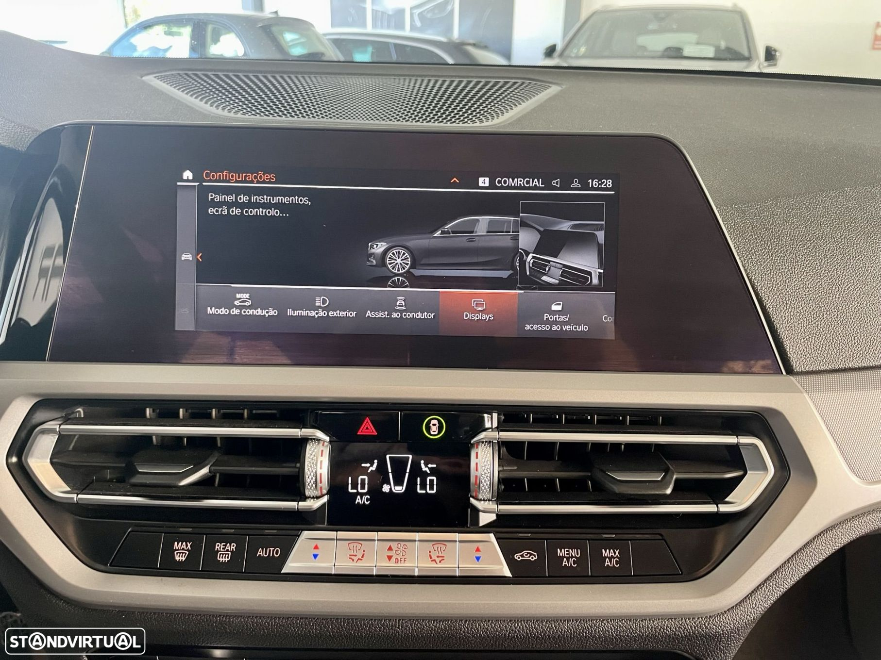 BMW 318 d Touring Auto - 40