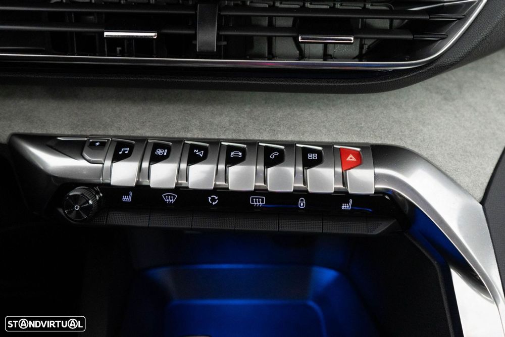 Peugeot 3008 1.6 Hybrid4 GT e-EAT8 - 28