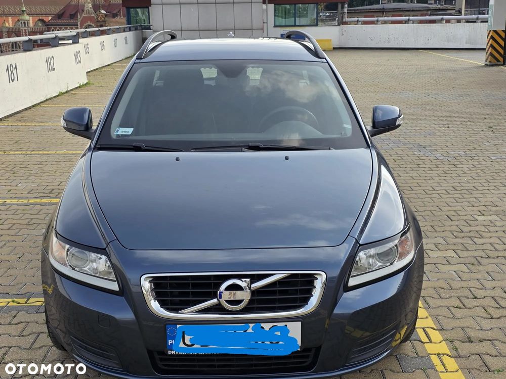 Volvo V50 2.0 Momentum - 1