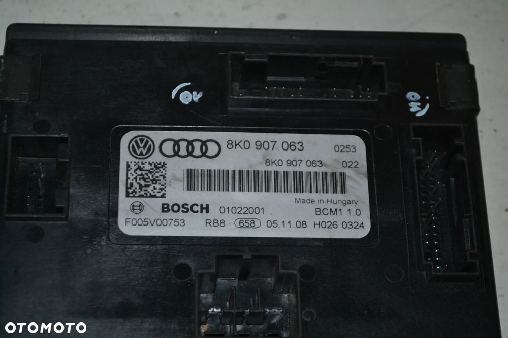 AUDI A4 B8 A5 Q5 MODUŁ KOMFORTU 8K0907063 - 2