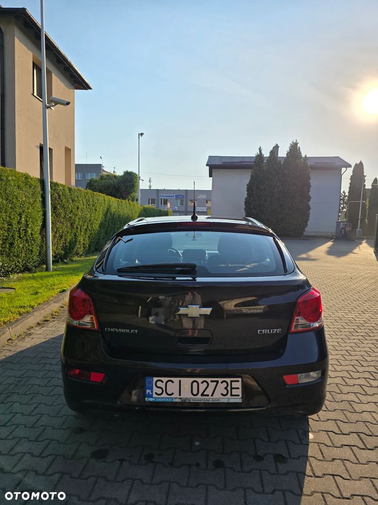 Chevrolet Cruze 1.7 D LT+ - 18