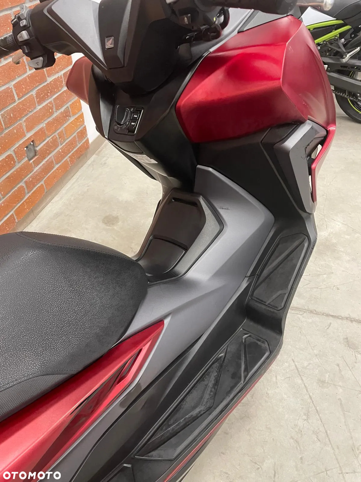 Honda NSS - 12
