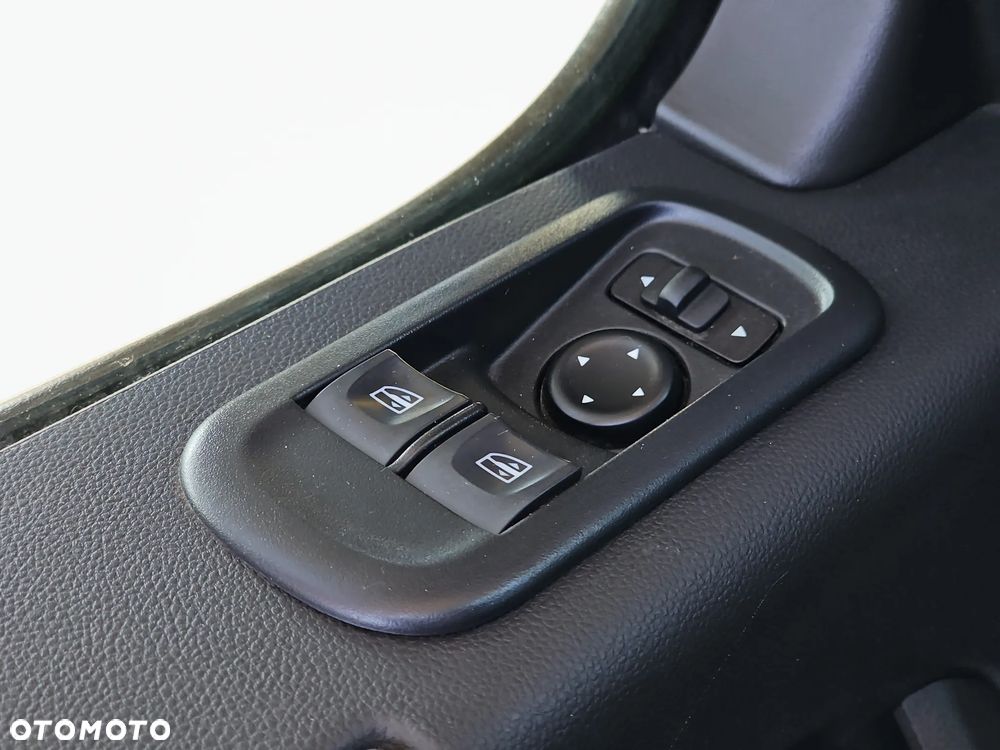 Renault Master L3H2 FURGO BRYG. - 16