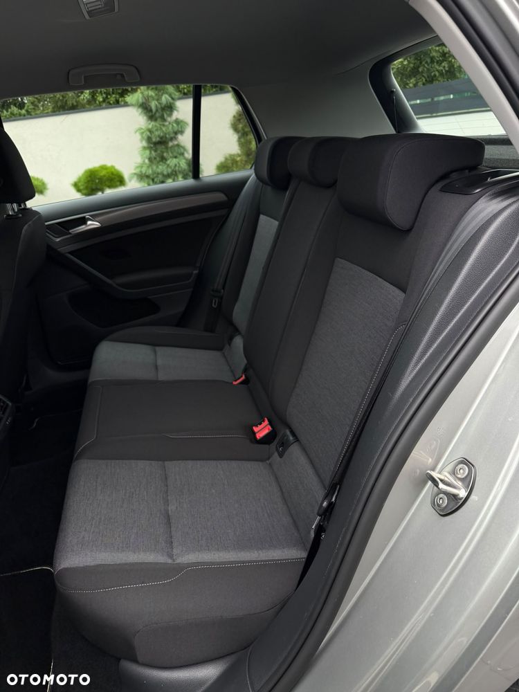 Volkswagen Golf 1.4 TSI BlueMotion Technology DSG Comfortline - 35